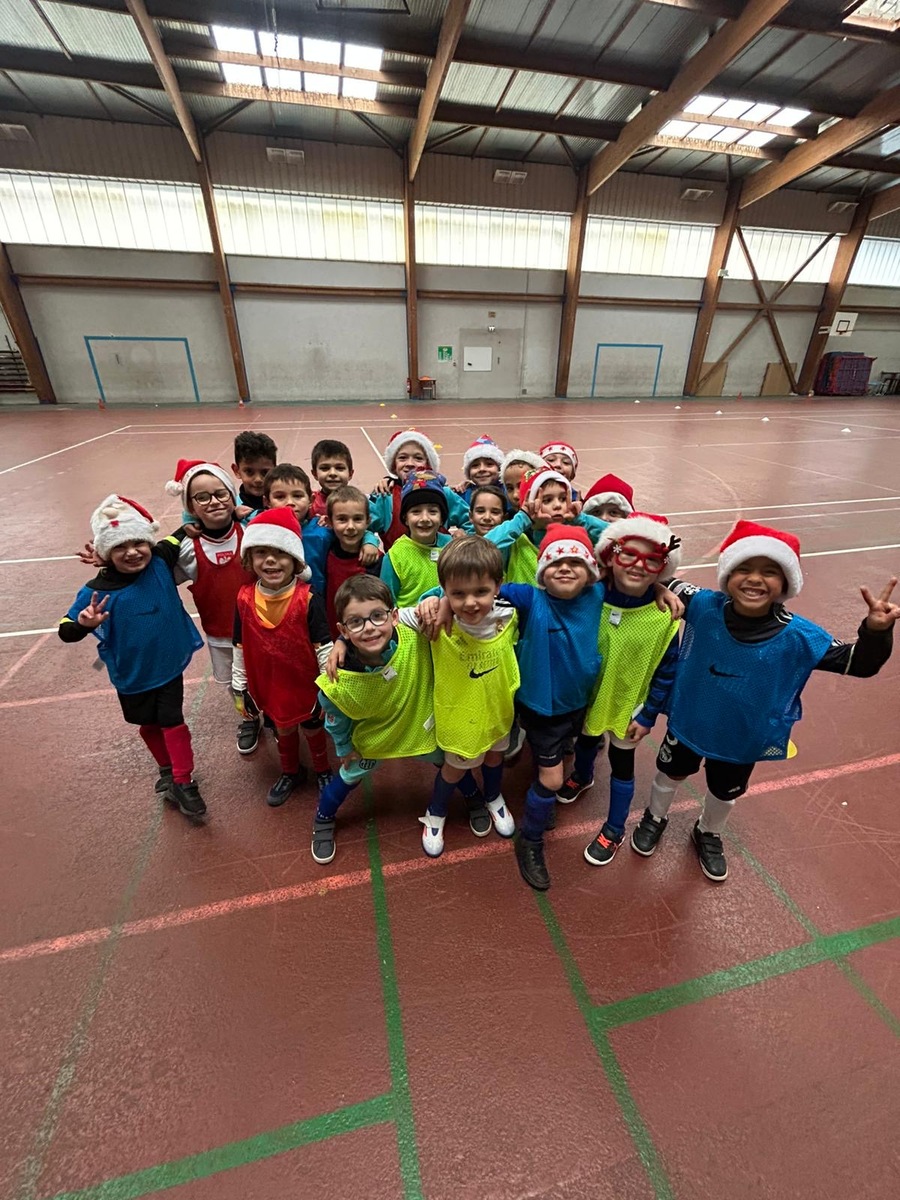 GOUTER DE NOEL - ECOLE DE FOOT