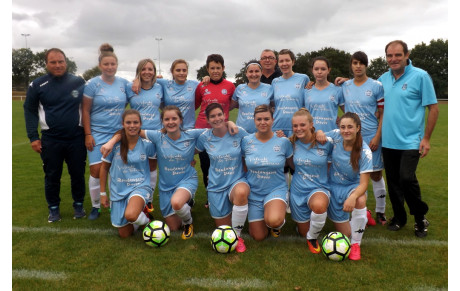 LES FILLES PRENNENT LE QUART...